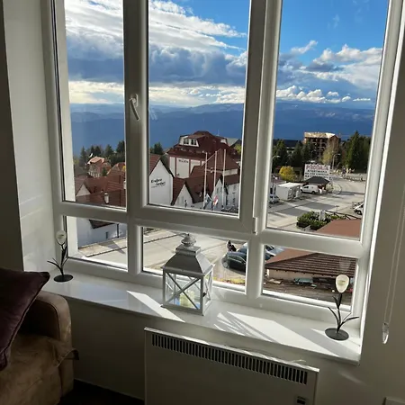 Myna In Kraljevi Cardaci