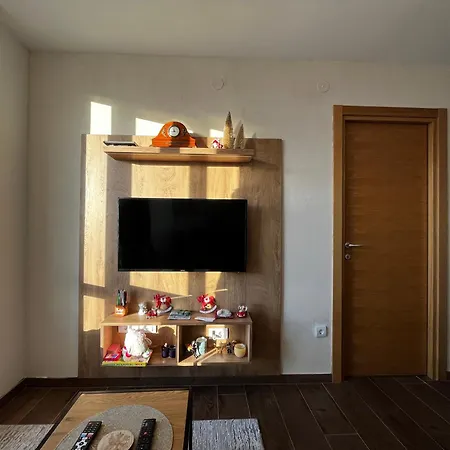 Myna In Kraljevi Cardaci *