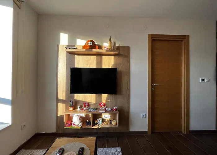 Myna In Kraljevi Cardaci *